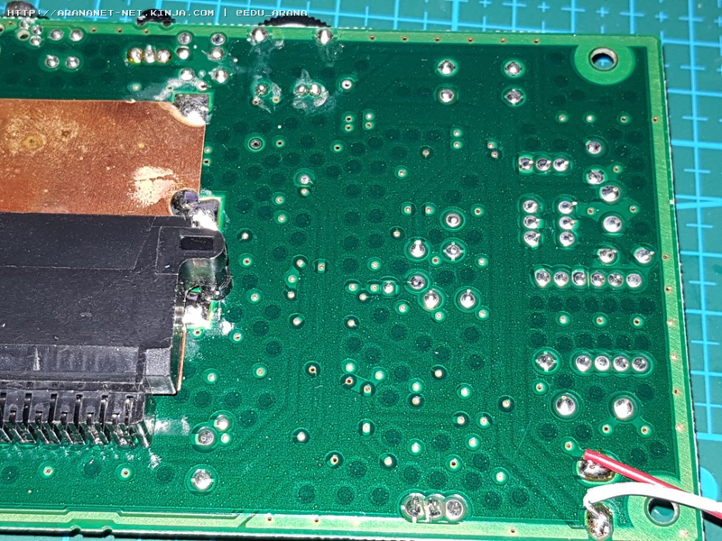 Illustration for article titled INSTALANDO UN LCD EN UNA ATARI LYNX II